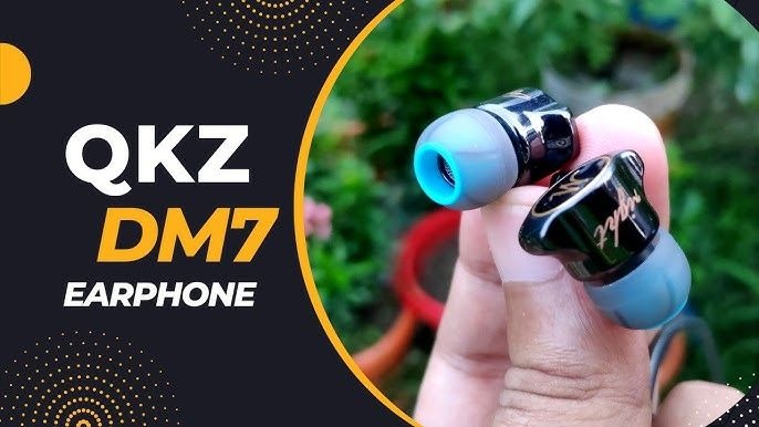 QKZ DM7 Wired In-Ear Earphones with Stereo Bass